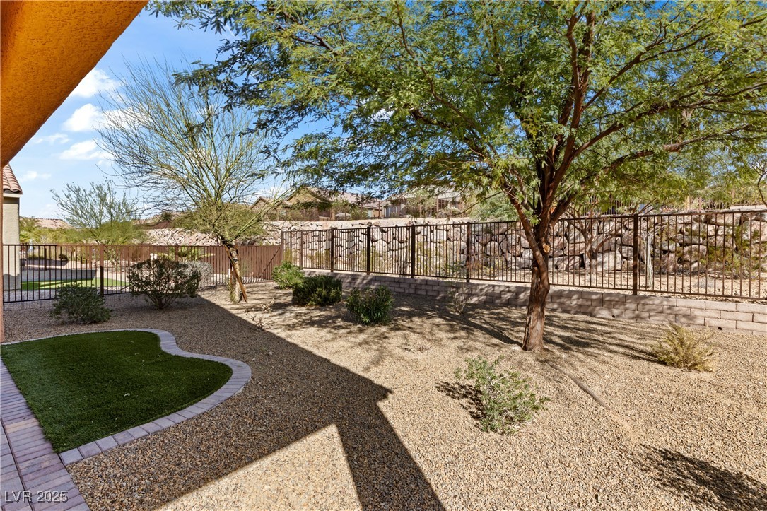 846 Trickling Brook Ridge Mesquite, NV 89034 - Photo 47 of 71