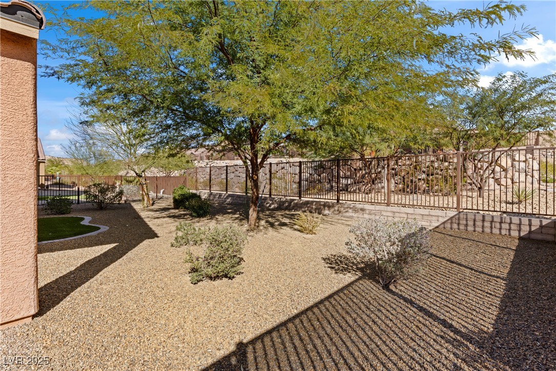 846 Trickling Brook Ridge Mesquite, NV 89034 - Photo 49 of 71