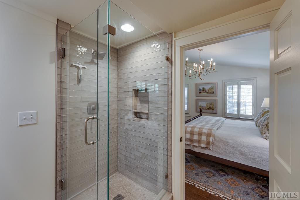 12 Azalea Road Highlands, NC 28741 - Photo 24 of 41 Gallery Image 24