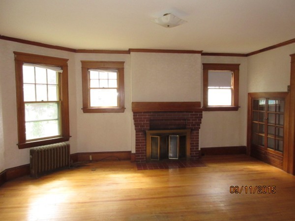 15 Woodman Road Worcester, MA 01602 - Photo 5 of 13