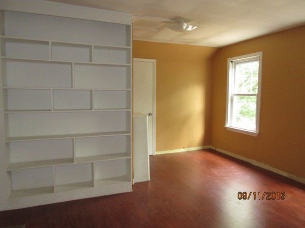 15 Woodman Road Worcester, MA 01602 - Photo 9 of 13