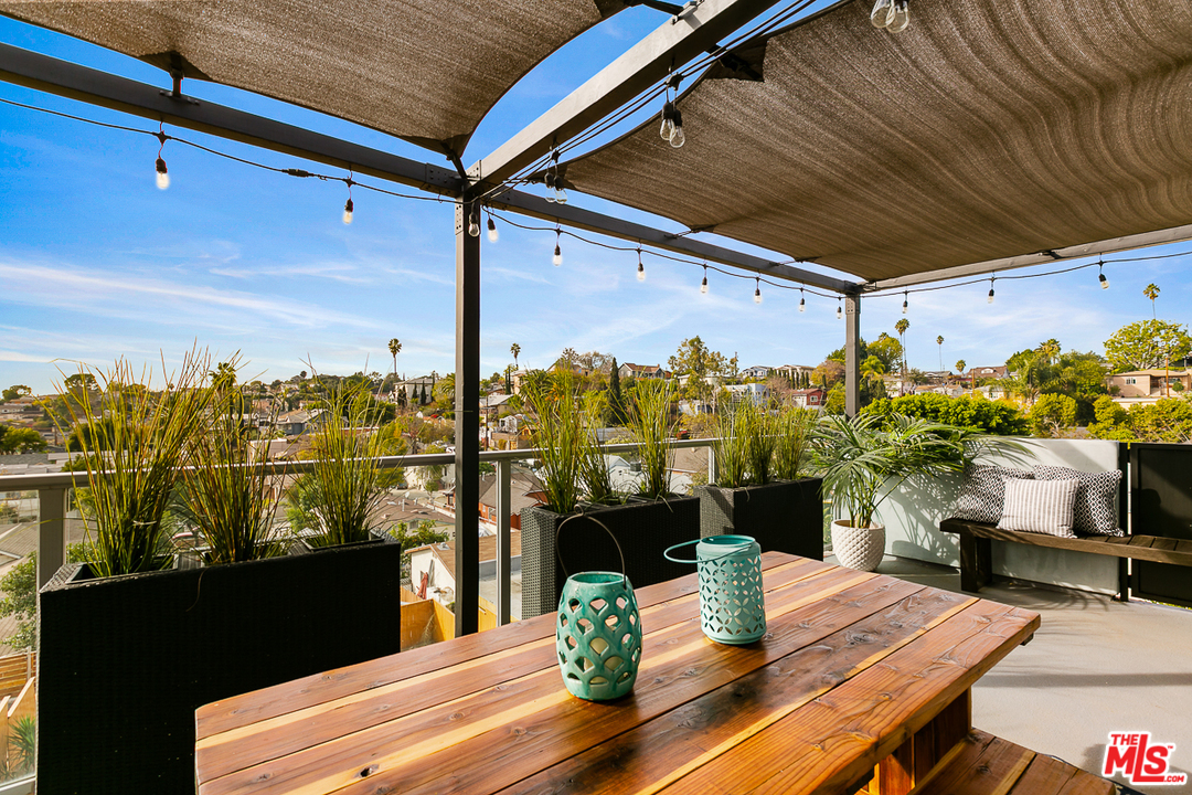 515 Oleander Drive Los Angeles, CA 90042 - Photo 20 of 44