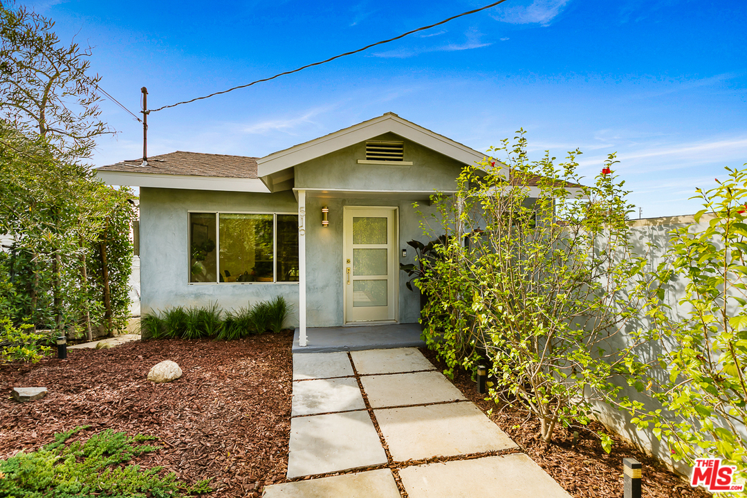 515 Oleander Drive Los Angeles, CA 90042 - Photo 3 of 44