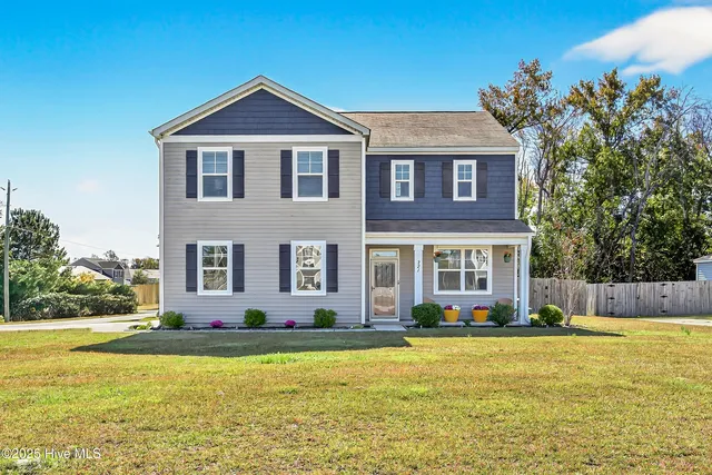 $408,000 | 221 Cheswick Drive, Holly Ridge, NC 28445