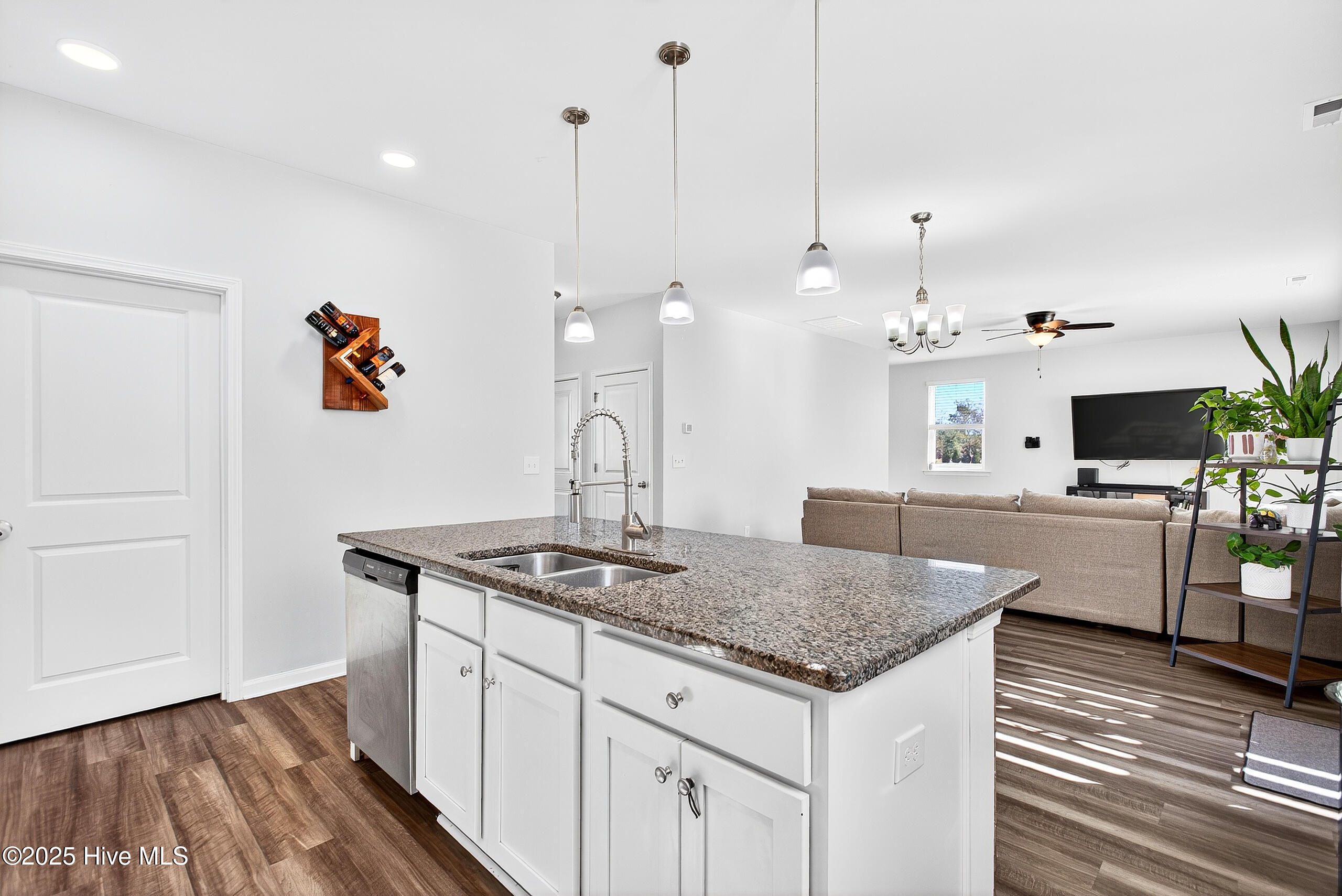 221 Cheswick Drive Holly Ridge, NC 28445 - Photo 10 of 41 11