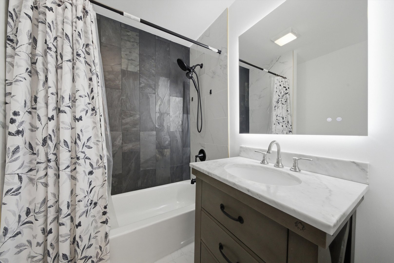 911 Kohley Road Lisle, IL 60532 - Photo 37 of 53 Gallery Image 37
