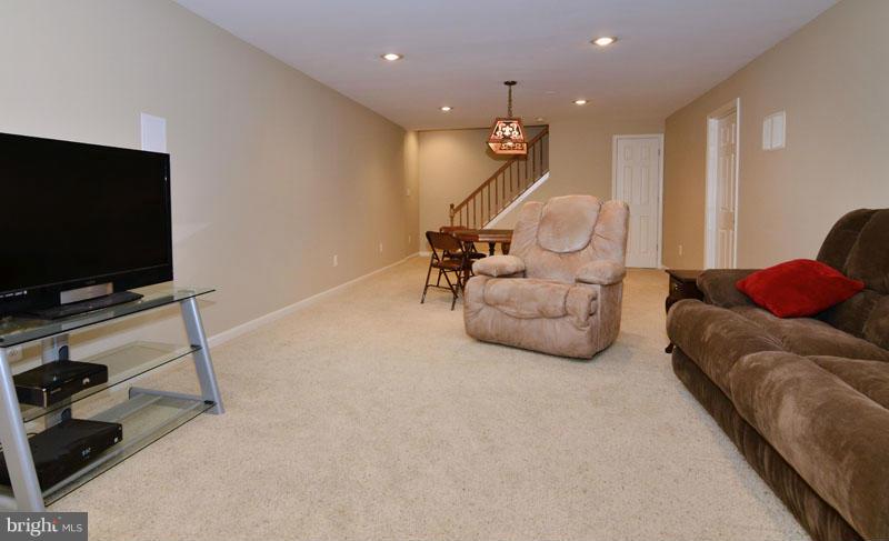 18 Rutledge Court Sterling, VA 20165 - Photo 23 of 30 Finished Lower Level