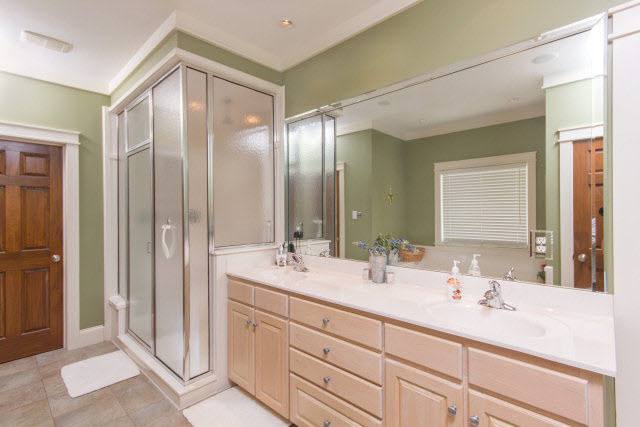 14259 Riverside Drive Foley, AL 36535 - Photo 18 of 25 Master Bath