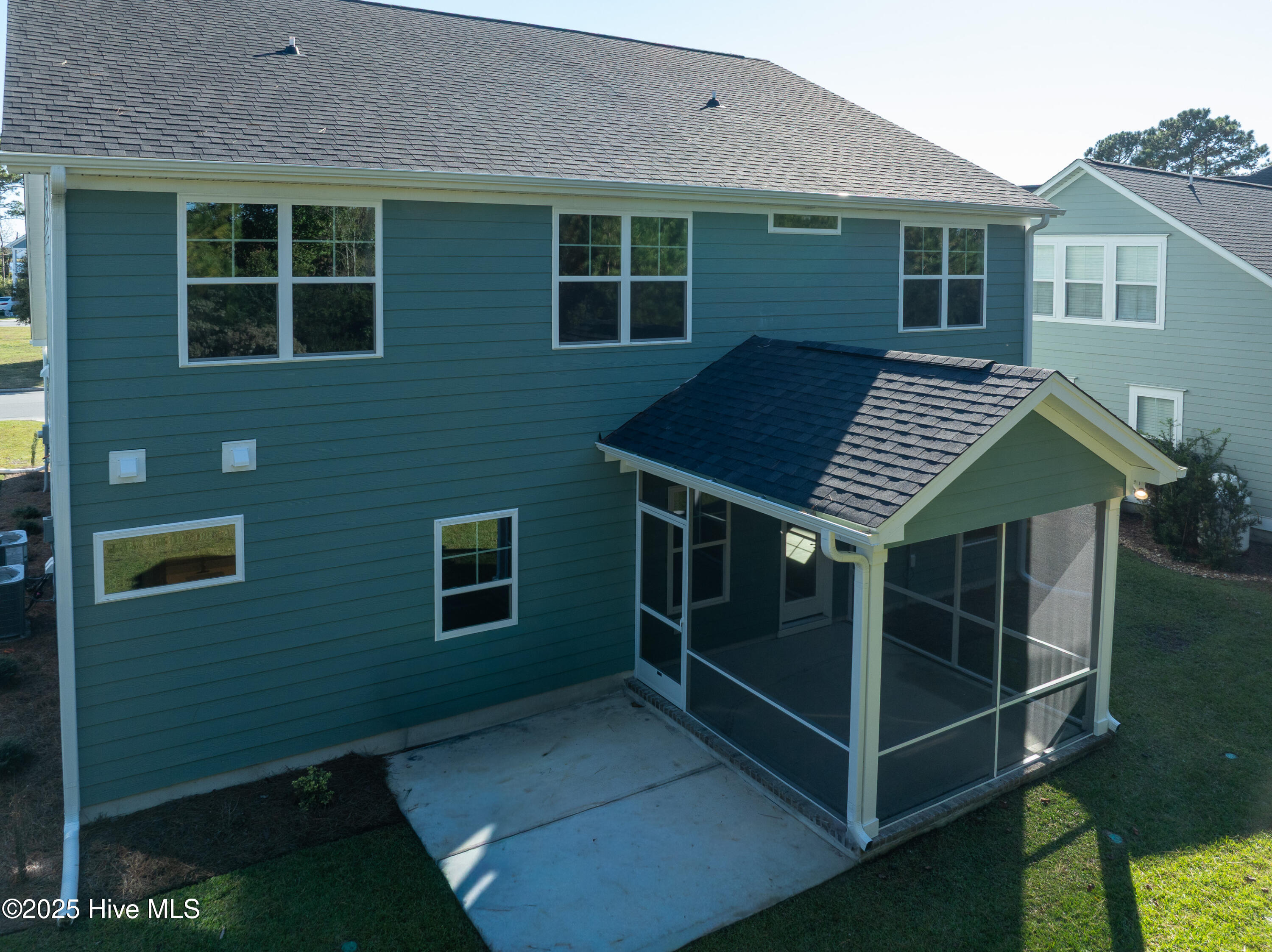 107 Spicer Lake Drive Holly Ridge, NC 28445 - Photo 25 of 56 screened-in porch