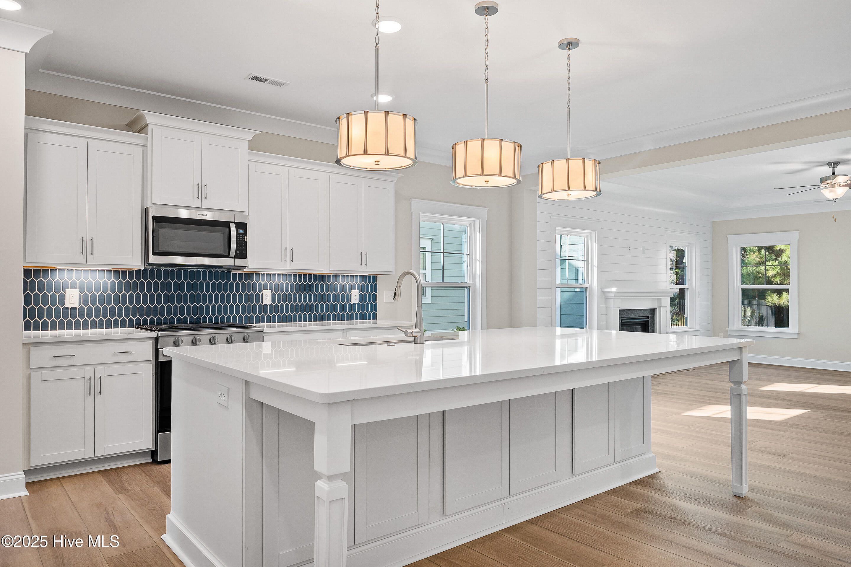 107 Spicer Lake Drive Holly Ridge, NC 28445 - Photo 6 of 37 Open kitchen/living room