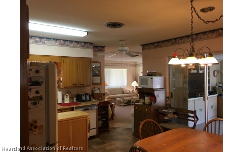 204 Spring Garden Road Sebring, FL 33870 - Photo 3 of 24 Gallery Image 3