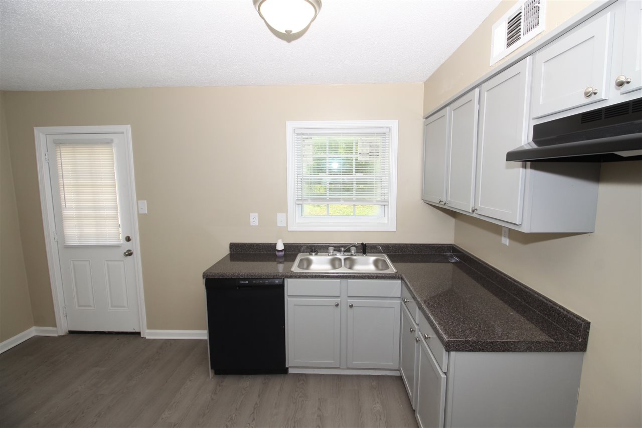 3096 Claudette Road Memphis, TN 38118 - Photo 7 of 11 Gallery Image 7