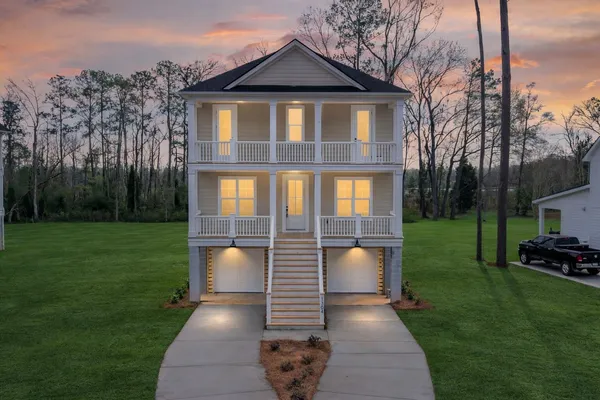 $724,900 | 1304 McCrae Drive, Moncks Corner, SC 29461