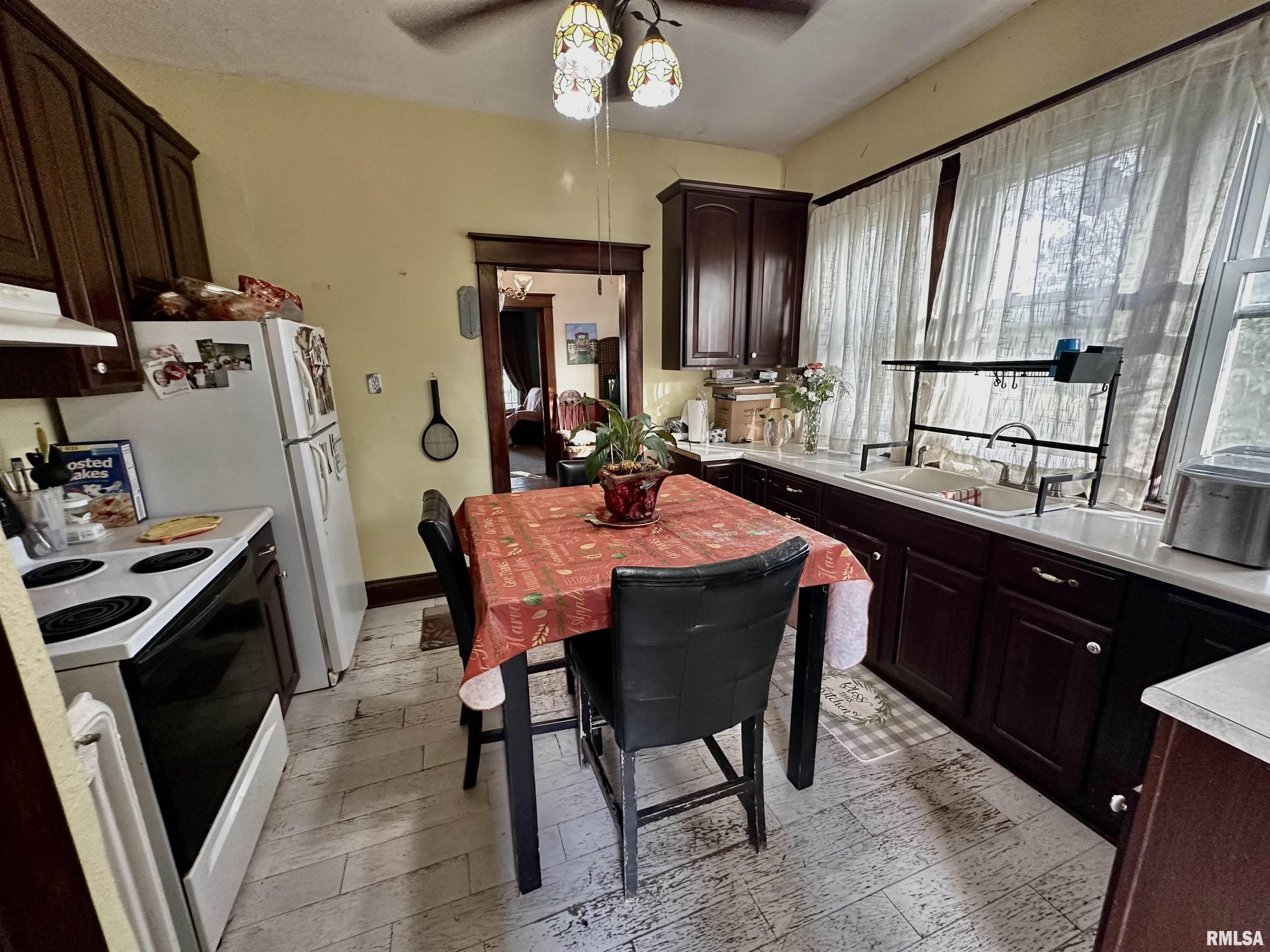 716 Cedar Street Centralia, IL 62801 - Photo 29 of 53