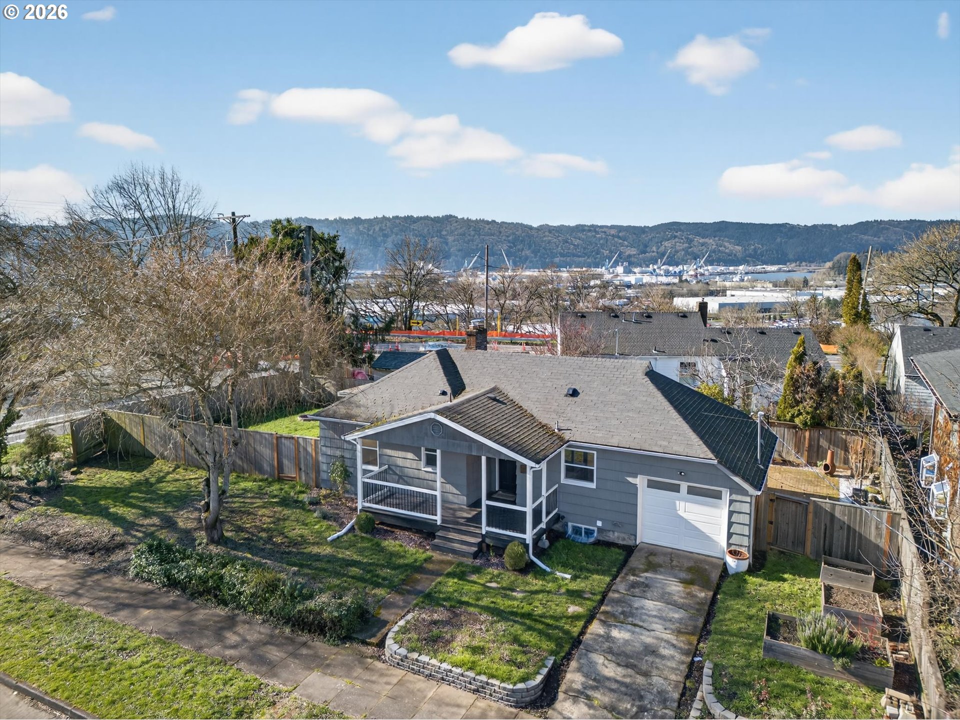 6505 North Knowles Avenue Portland, OR 97217 - Photo 3 of 37