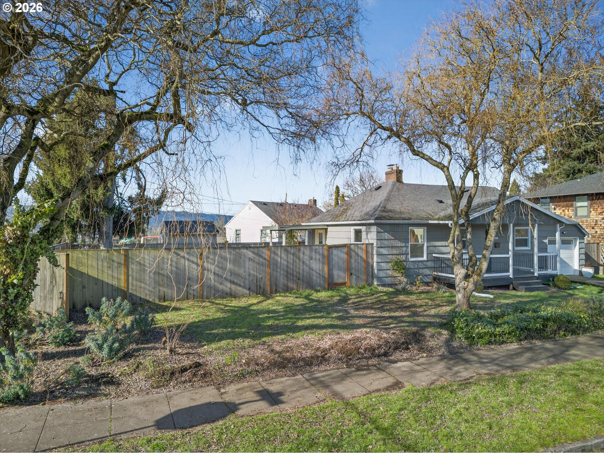 6505 North Knowles Avenue Portland, OR 97217 - Photo 4 of 37