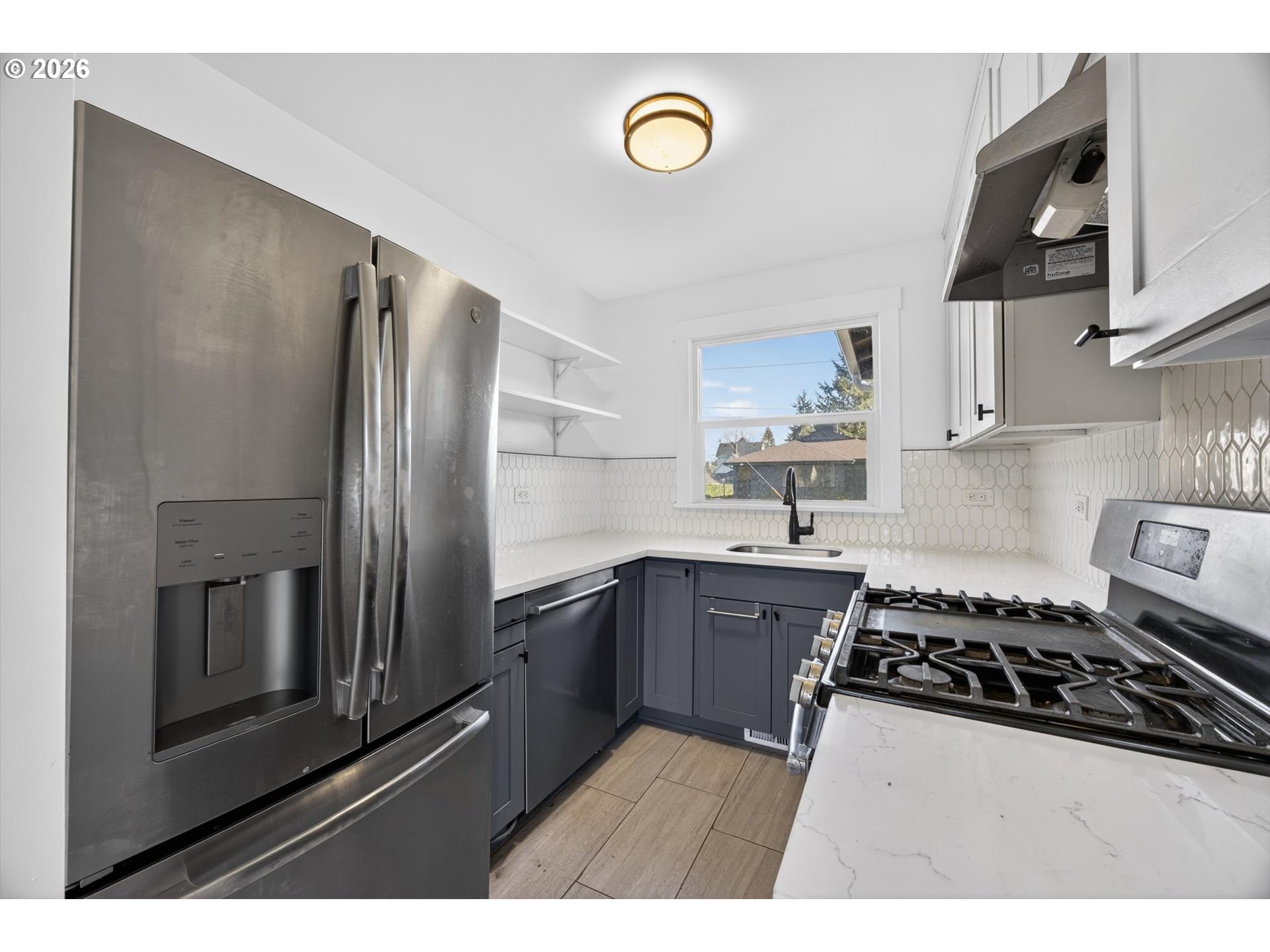 6505 North Knowles Avenue Portland, OR 97217 - Photo 10 of 37