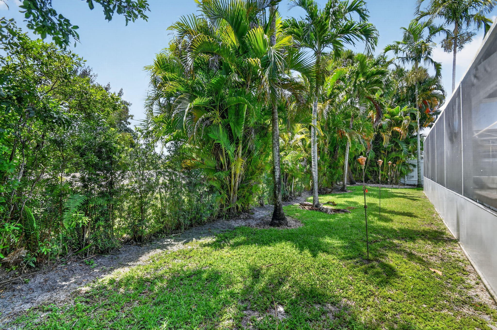 6283 Shadow Tree Lane Lake Worth, FL 33463 - Photo 60 of 84 76-web-or-mls-House (74)