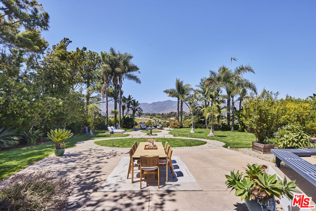 29417 Bluewater Road Malibu, CA 90265 - Photo 15 of 34