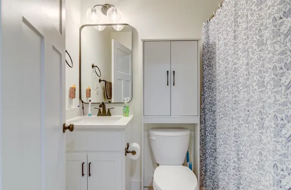 $310,000 | 556 Leesville Road, Unit 1105, Lynchburg, VA 24502