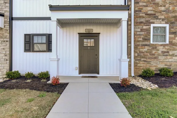 $310,000 | 556 Leesville Road, Unit 1105, Lynchburg, VA 24502