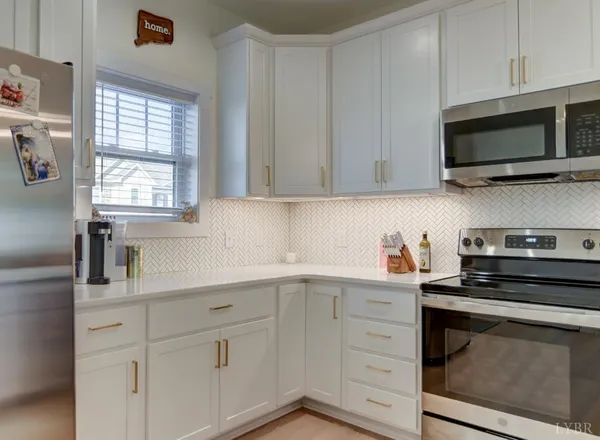 $310,000 | 556 Leesville Road, Unit 1105, Lynchburg, VA 24502