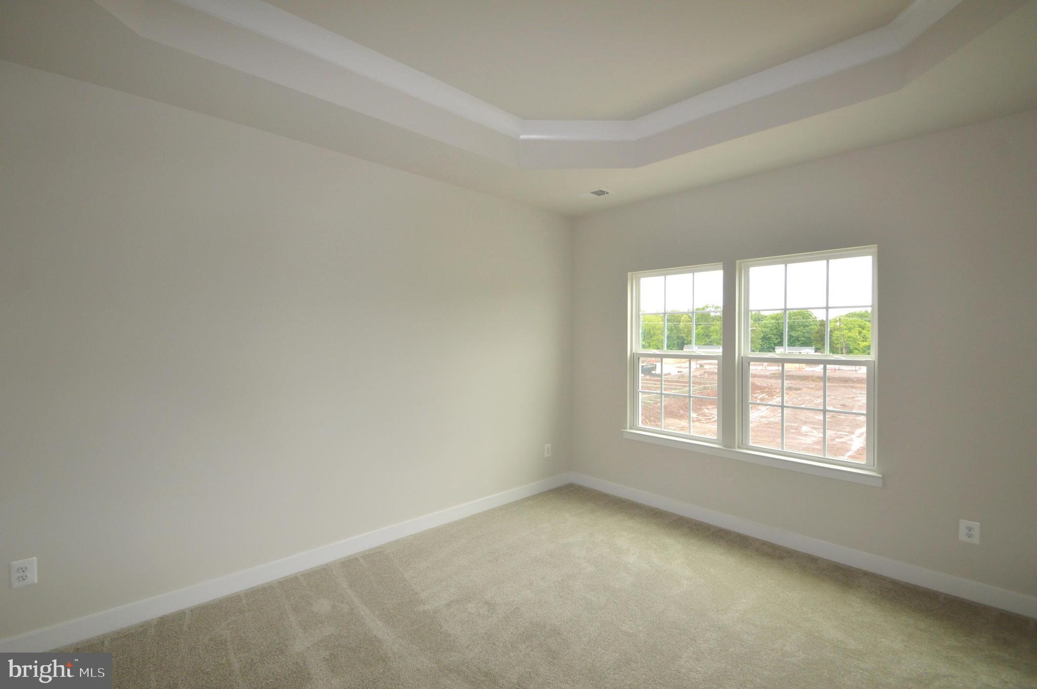 11448 Willow Green Circle Manassas, VA 20109 - Photo 17 of 26 an empty room with a window