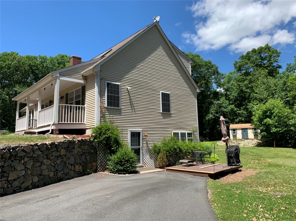 212 Pound Road Cumberland, RI 02864 - Photo 3 of 30