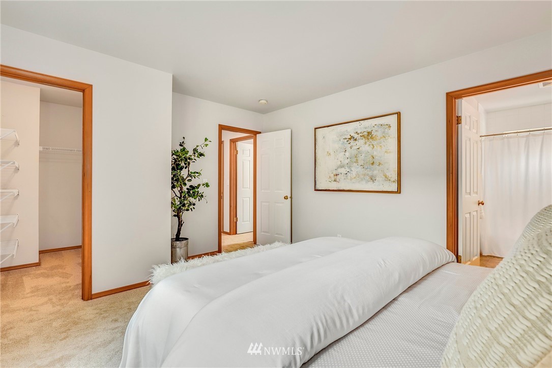 7220 208th Street Southwest, Unit 2 Edmonds, WA 98026 - Photo 20 of 27
