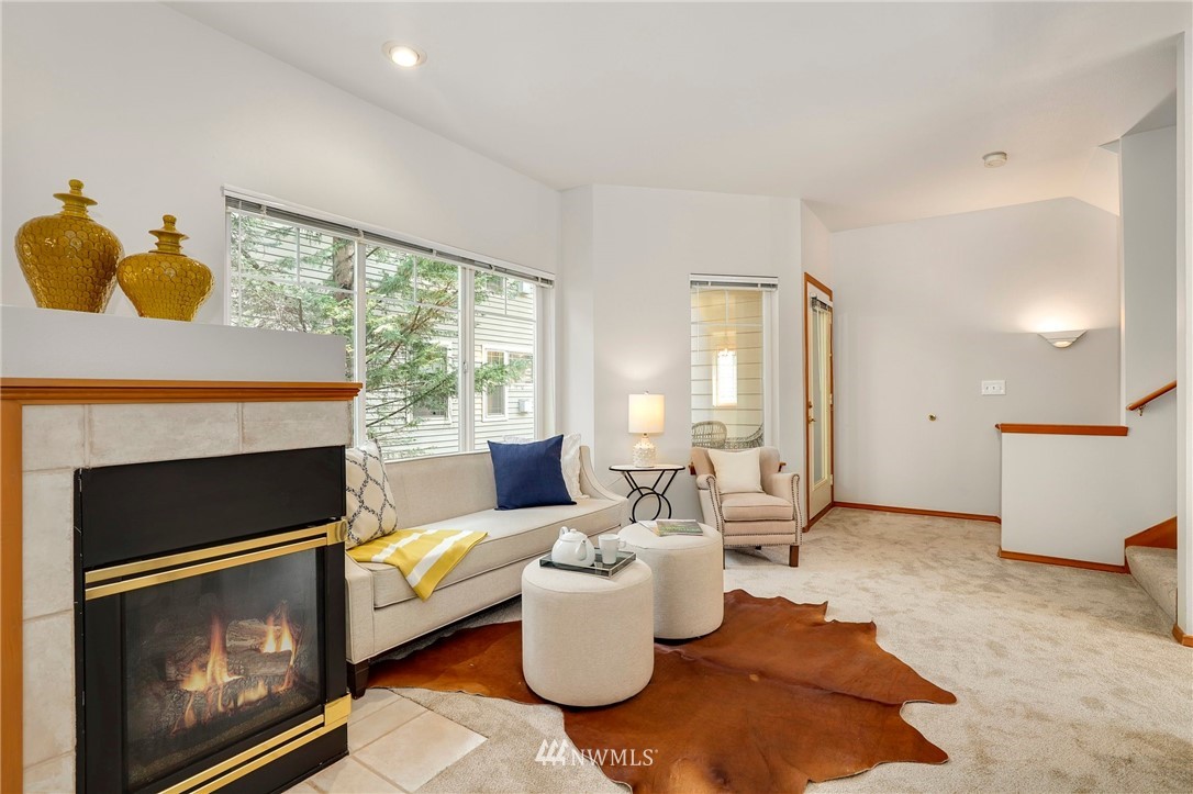 7220 208th Street Southwest, Unit 2 Edmonds, WA 98026 - Photo 6 of 27
