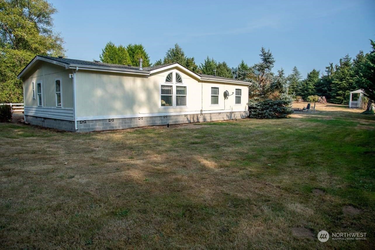113 Core Road Silver Creek, WA 98585 - Photo 4 of 34 Gallery Image 4