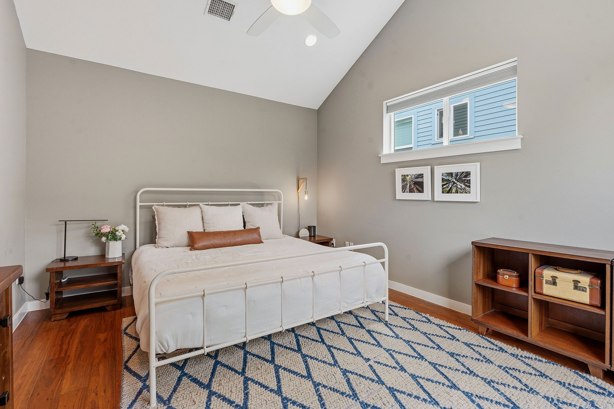 3001 Del Curto Road, Unit 31 Austin, TX 78704 - Photo 15 of 32 a bedroom with a bed and a tv