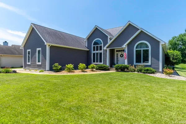 $399,900 | 825 Lydia Drive, Warsaw, IN 46582