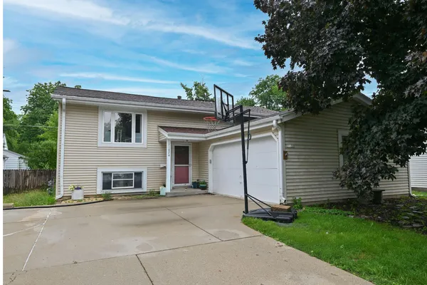 $399,000 | 11020 West Parnell Avenue, Hales Corners, WI 53130