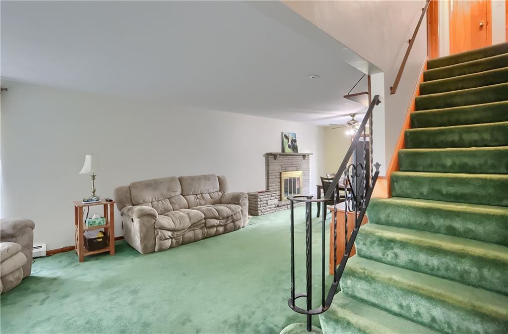 274 Moody Road Clinton, PA 15026 - Photo 6 of 50 Gallery Image 6
