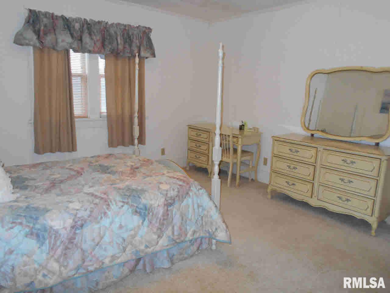132 West 3rd Street Flora, IL 62839 - Photo 38 of 50