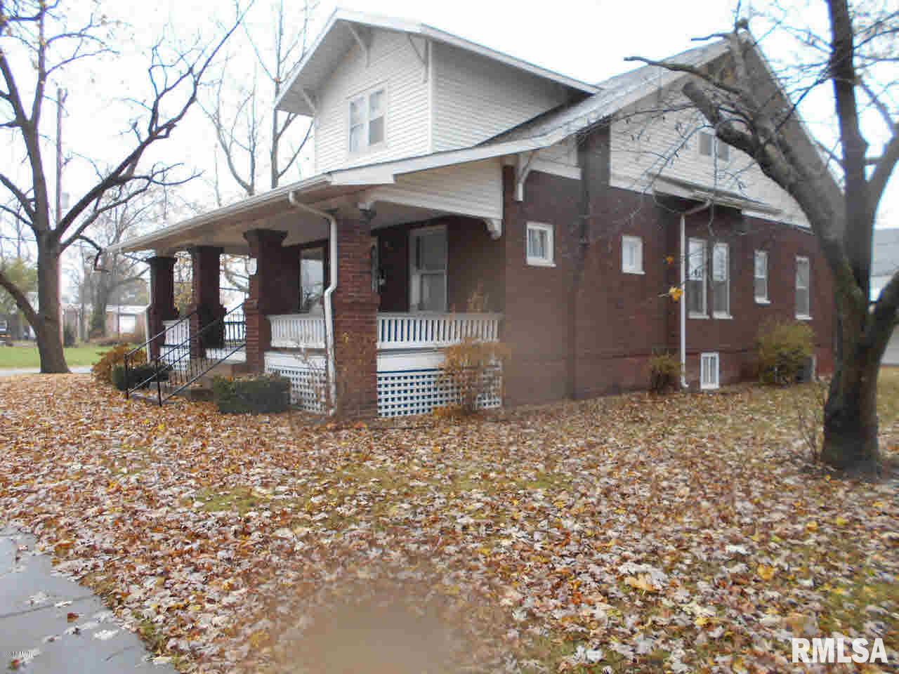 132 West 3rd Street Flora, IL 62839 - Photo 4 of 50