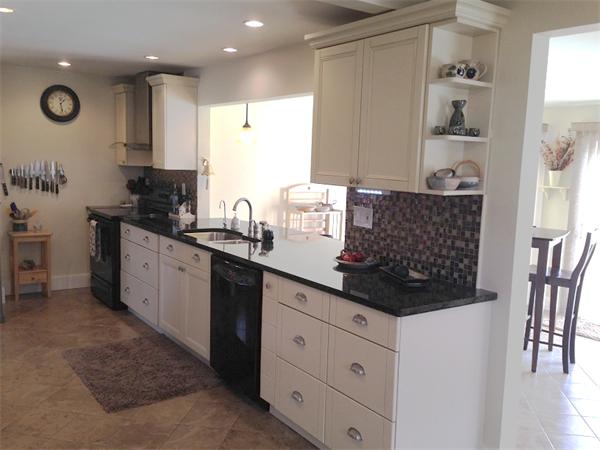 13 Abbott Road Gloucester, MA 01930 - Photo 9 of 28 Gallery Image 9