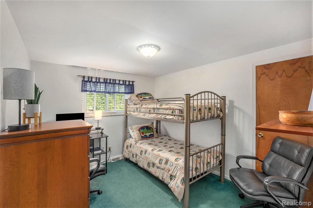 2930 Devondale Road Rochester Hills, MI 48309 - Photo 19 of 33