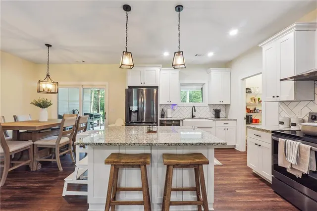 $579,500 | 7450 Tyree Road, Winston, GA 30187