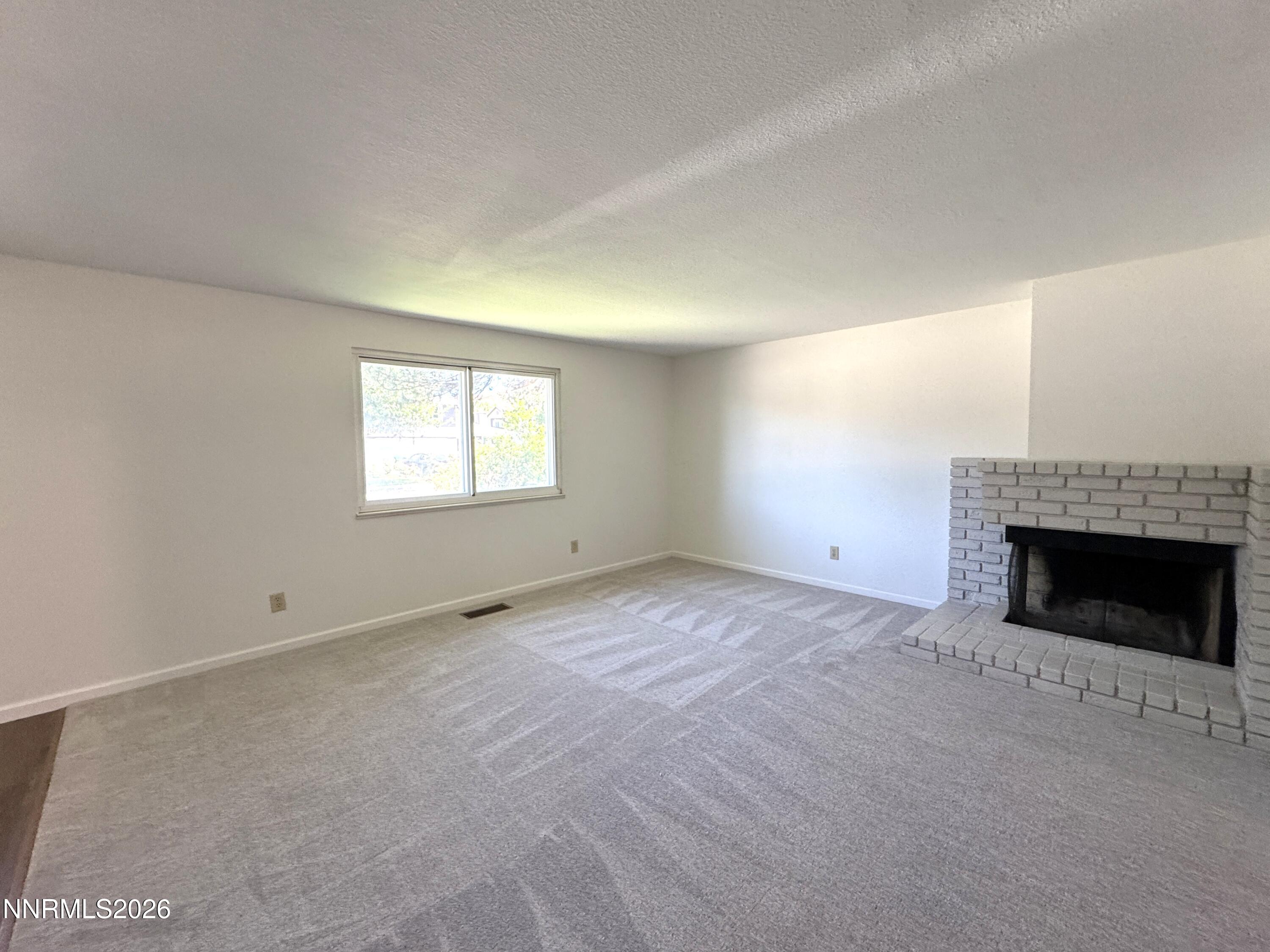 1300 East Huffaker Lane Reno, NV 89511 - Photo 10 of 13 IMG_6537R