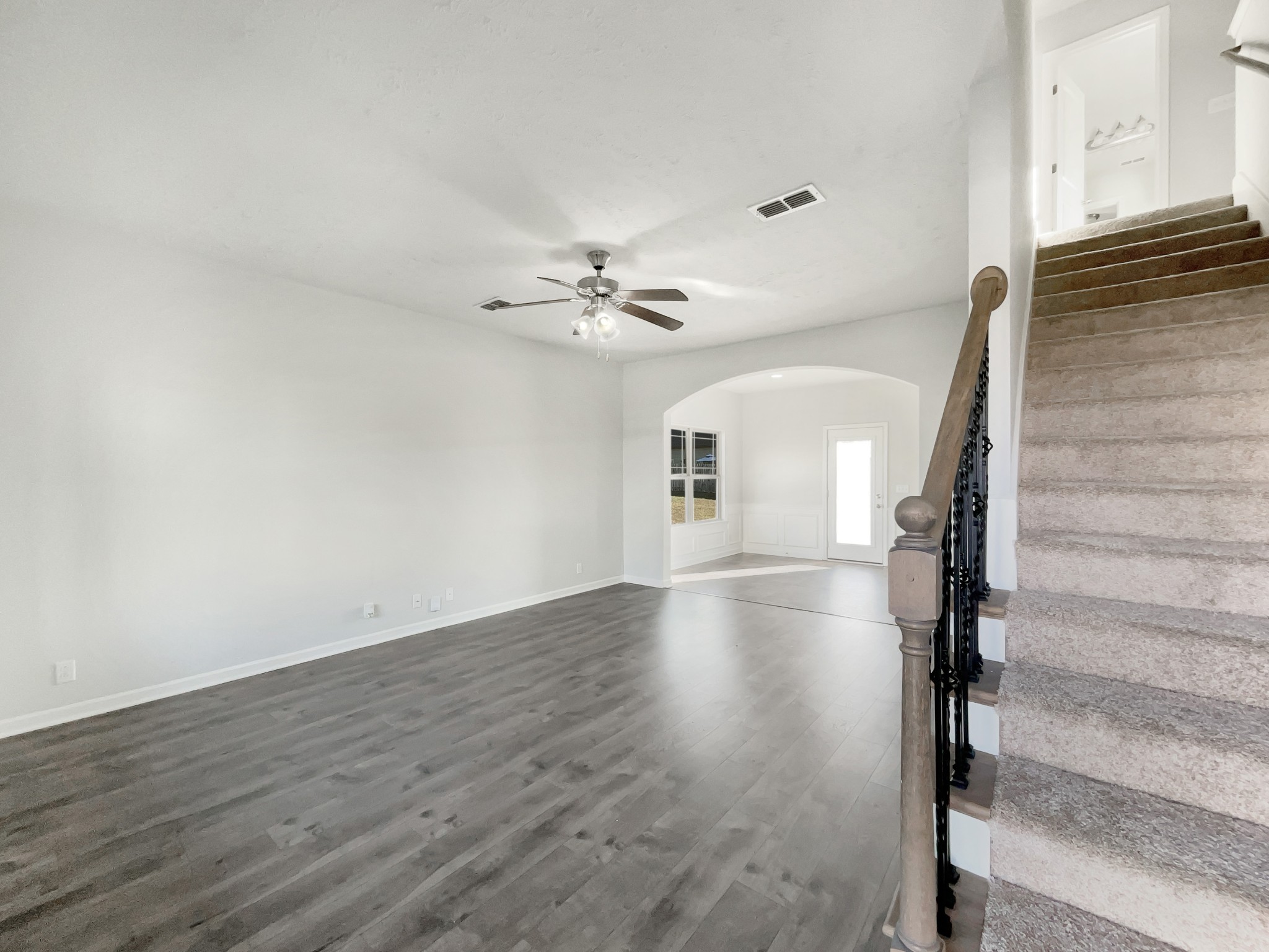 113 Copper Leaf Road Murfreesboro, TN 37128 - Photo 6 of 23 a view of livingroom and hardwood floor