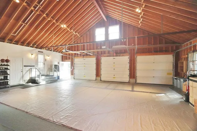 $925,000 | 2101 Ohio Street, Bangor, ME 04401