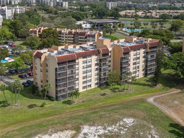$149,000 | 3821 Environ Boulevard, Unit 603, Lauderhill, FL 33319