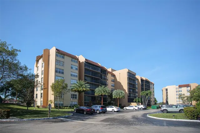 $149,000 | 3821 Environ Boulevard, Unit 603, Lauderhill, FL 33319