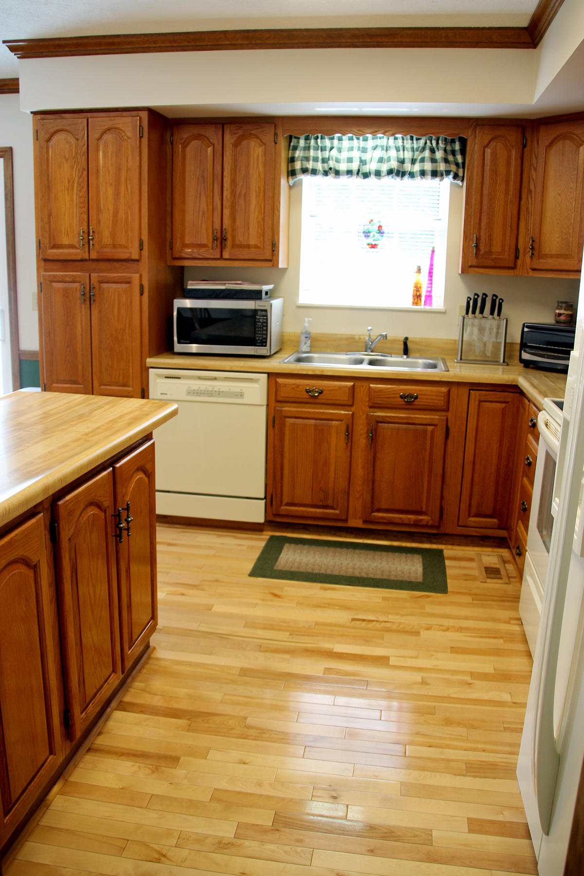126 Hendrix Drive Oak Ridge, TN 37830 - Photo 9 of 32 012