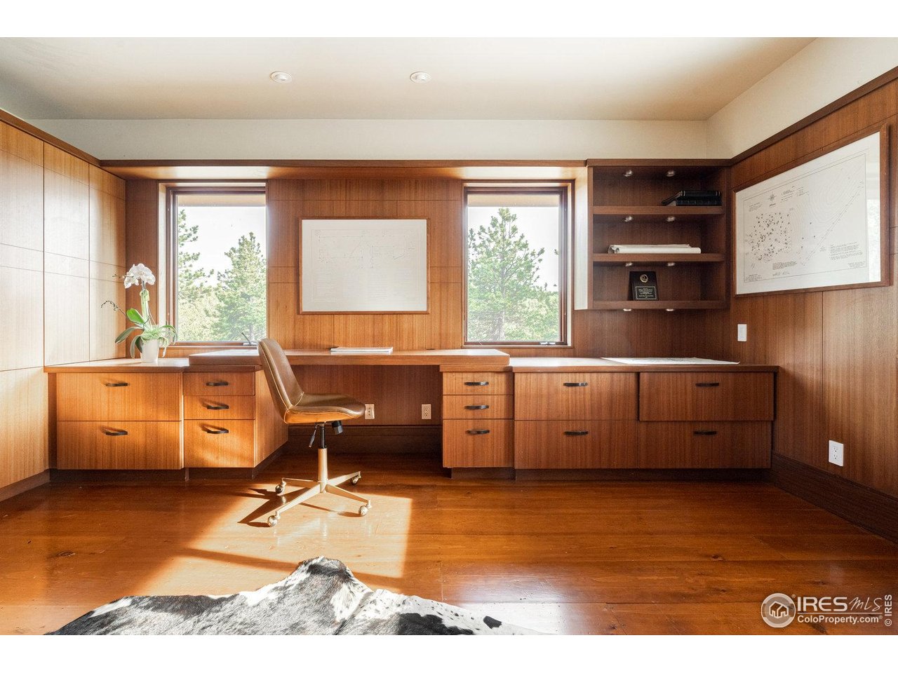 11780 Gold Hill Road Boulder, CO 80302 - Photo 10 of 37 Gorgeous office with built ins