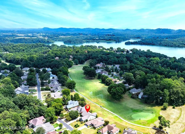 $619,999 | 107 Oohleeno Way, Loudon, TN 37774