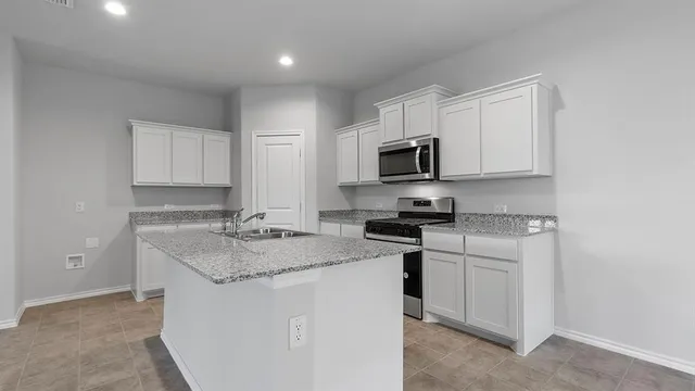 $338,990 | 204 Mojave Road, Boyd, TX 76023