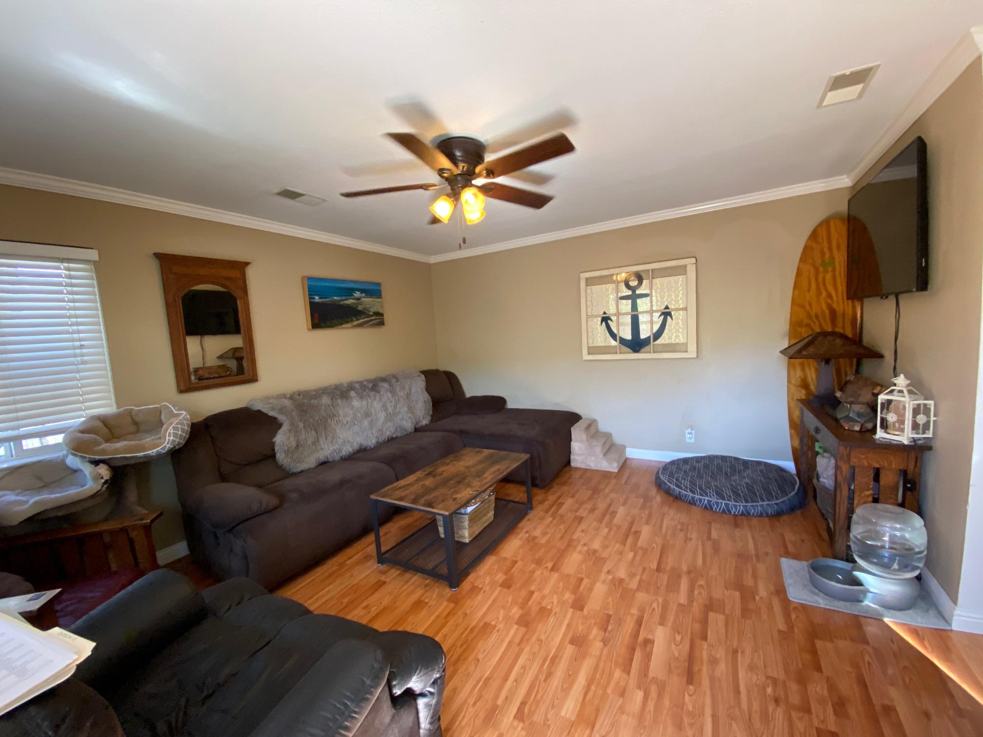 107 Berkeley Street Rio Dell, CA 95562 - Photo 4 of 33